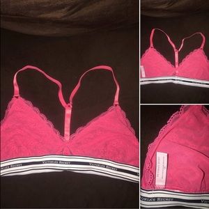 NEW!  VICTORIA’S SECRET LARGE LACE LOGO BRALETTE